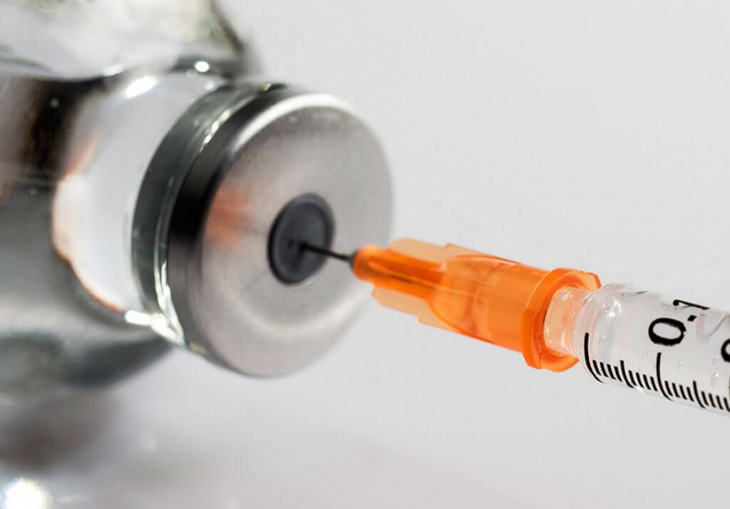 Через вакцинацію від COVID-19 у 50 країнах відклали планову імунізацію проти інших хвороб
