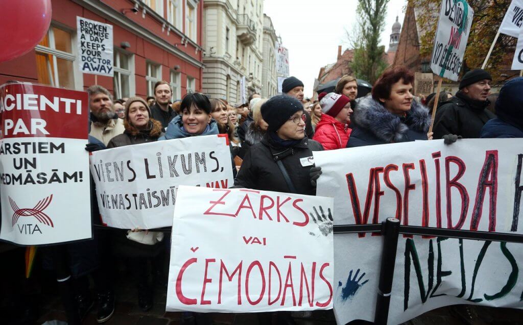 Акція протесту лікарів у Латвії