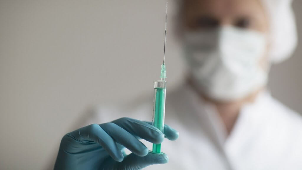 Які вакцини ефективні проти «індійського» штаму коронавірусу?