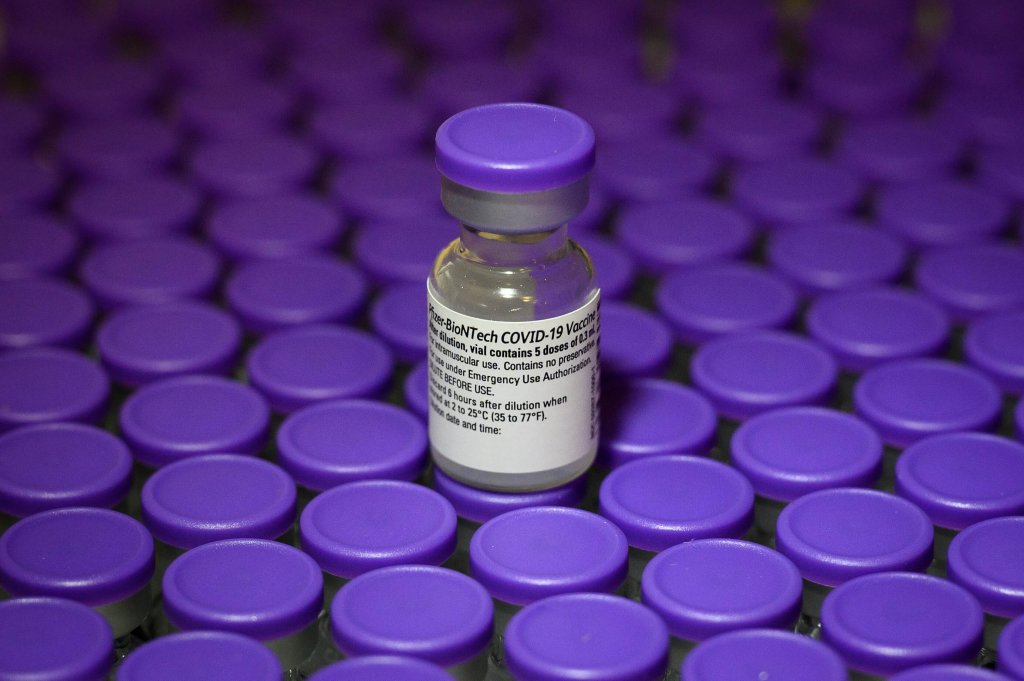 Pfizer поставить Україні ще 10 млн доз вакцини від коронавірусу