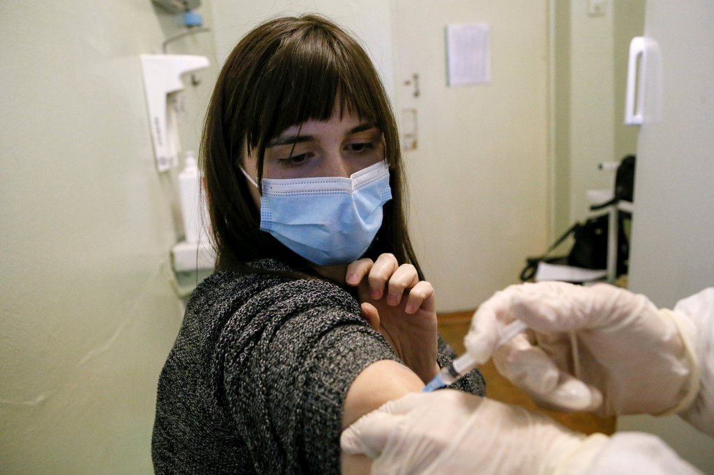 В Україні для популяризації вакцинації від COVID-19 залучать популярних громадських діячів