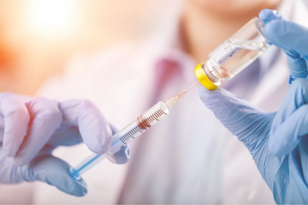 Вакцинація медиків проти COVID-19