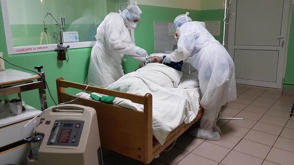 «Ковідні» лікарні Київщини завантажені майже на 100%, де лікуватимуть хворих?