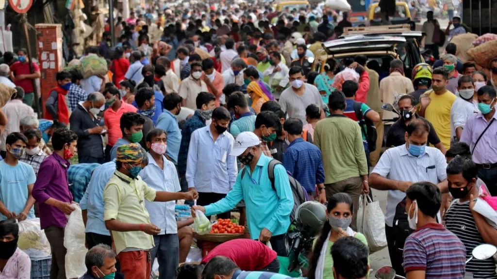 У ВООЗ озвучили ймовірні причини найбільшого спалаху COVID-19 в Індії