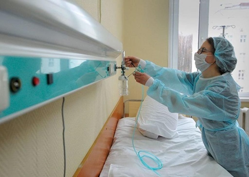 Гроші на лікування хворих на COVID-19 у лікарнях НАМНУ знайшли: відкриють додатково 500 ліжок