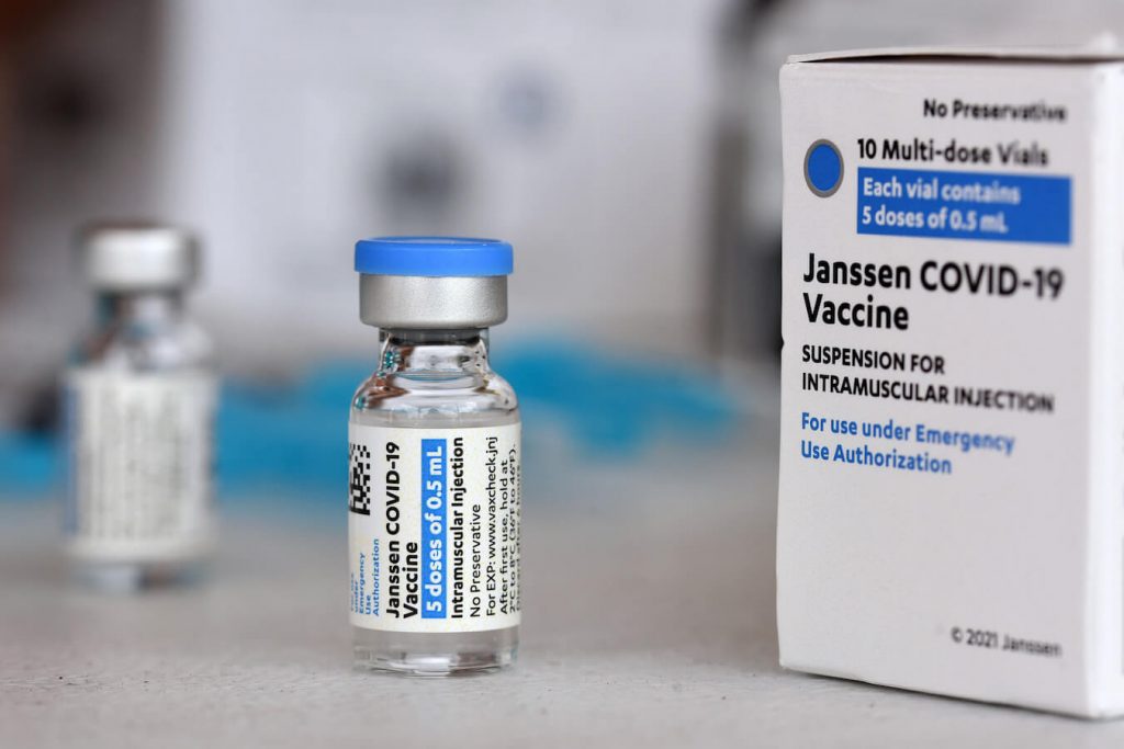 Бельгія заборонила вакцинацію препаратом J&J осіб молодше 41 року через смерть пацієнтки